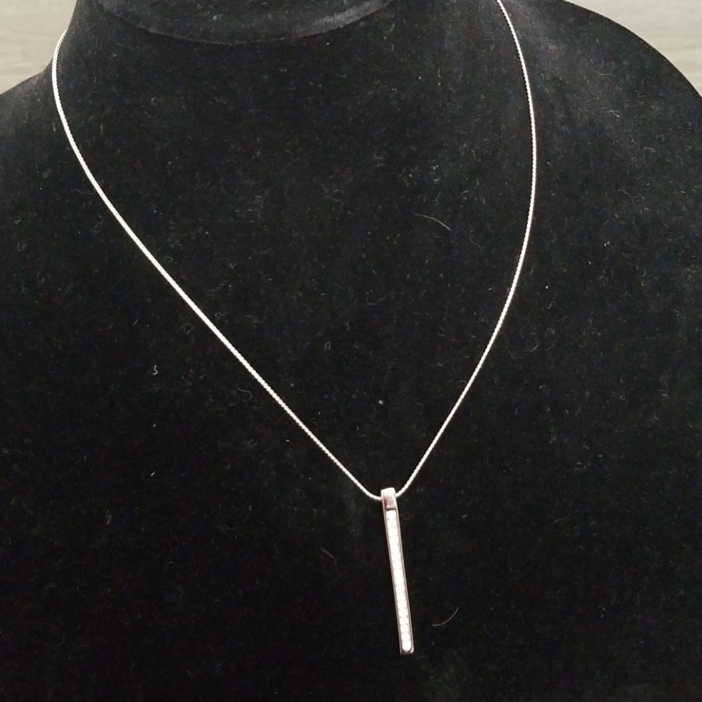Swarovski crystal stick pendant necklace